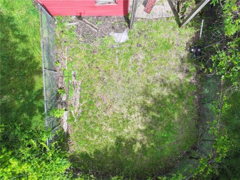 2627 Ellis Street Perry Hilltop PA 15214