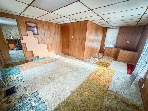 202 Central Avenue Chicora Boro PA 16025