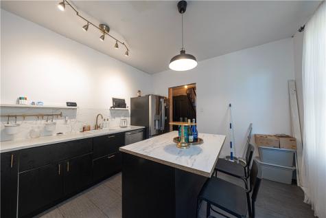 1032 Peralta Street East Allegheny PA 15212