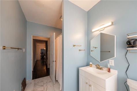 1032 Peralta Street East Allegheny PA 15212