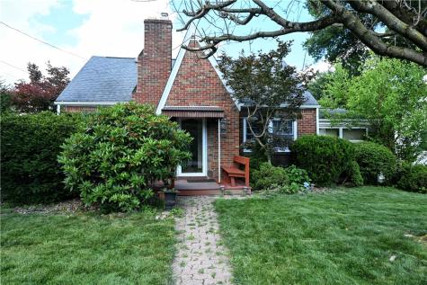 319 High Street Elizabeth Township/boro PA 15037