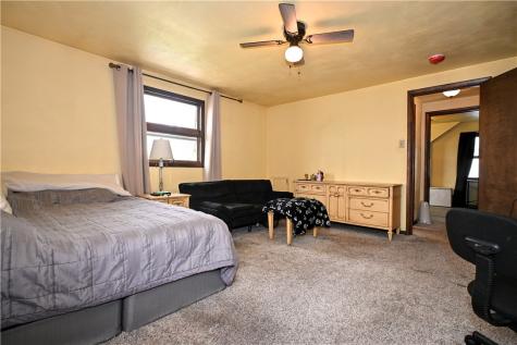 319 High Street Elizabeth Township/boro PA 15037