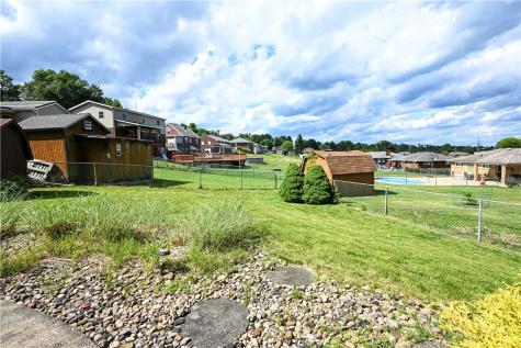319 High Street Elizabeth Township/boro PA 15037