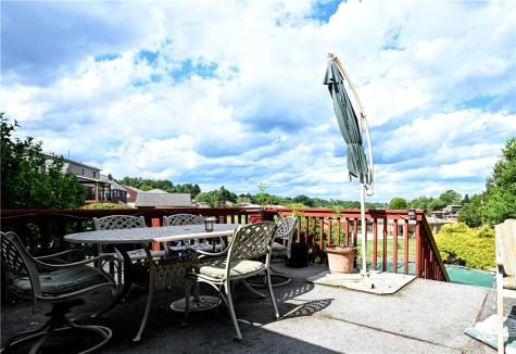 319 High Street Elizabeth Township/boro PA 15037