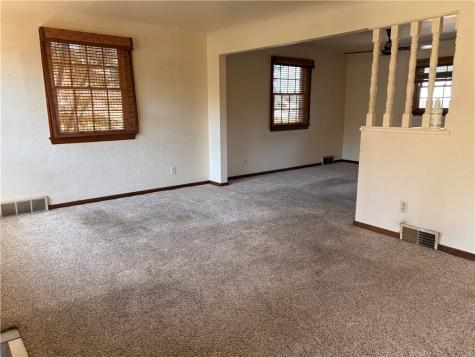 319 High Street Elizabeth Township/boro PA 15037