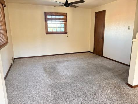 319 High Street Elizabeth Township/boro PA 15037