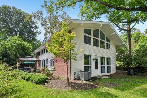 2301 Marbury Road Churchill Boro PA 15221