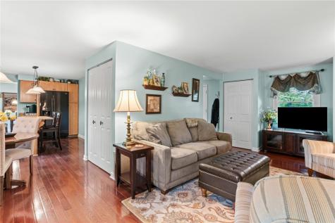 111 William Penn Circle Leet Township PA 15143