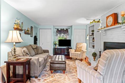 111 William Penn Circle Leet Township PA 15143