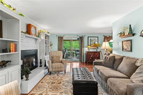 111 William Penn Circle Leet Township PA 15143