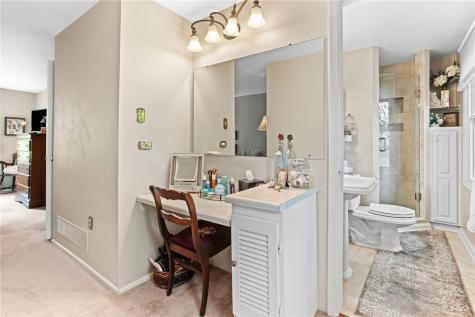 111 William Penn Circle Leet Township PA 15143