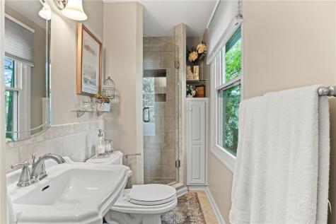 111 William Penn Circle Leet Township PA 15143