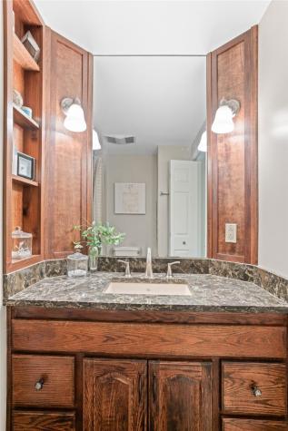 111 William Penn Circle Leet Township PA 15143