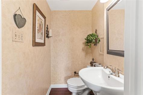111 William Penn Circle Leet Township PA 15143