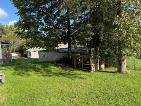 59 Wayne Street Uniontown PA 15401