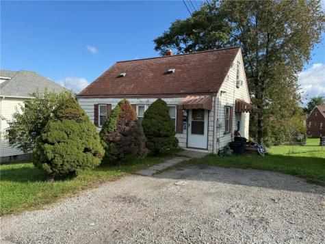 59 Wayne Street Uniontown PA 15401