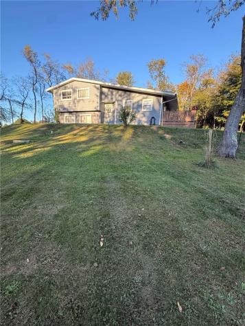 10 Newmeyer Lane Perry Township PA 15486