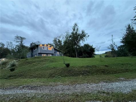 10 Newmeyer Lane Perry Township PA 15486