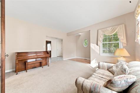 6204 Antler Hill Drive Penn Township PA 15085