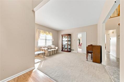 6204 Antler Hill Drive Penn Township PA 15085