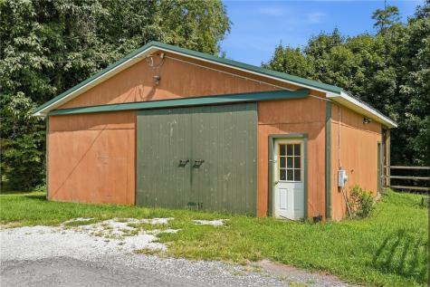40 Everly Lane North Fayette PA 15126