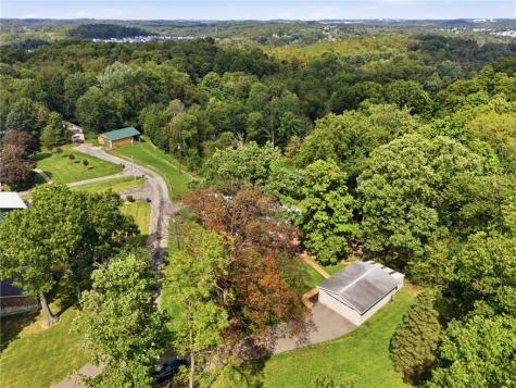 40 Everly Lane North Fayette PA 15126