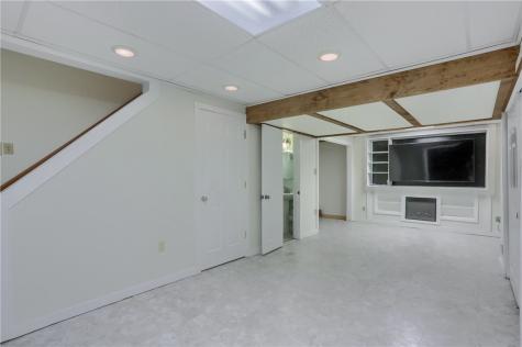 2525 Country Side Lane Franklin Park PA 15090