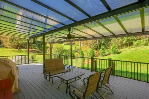 2525 Country Side Lane Franklin Park PA 15090