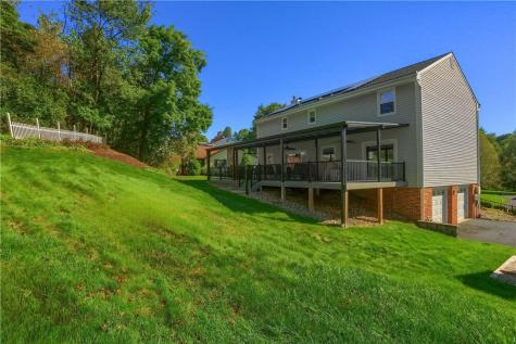 2525 Country Side Lane Franklin Park PA 15090