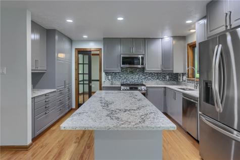 2525 Country Side Lane Franklin Park PA 15090