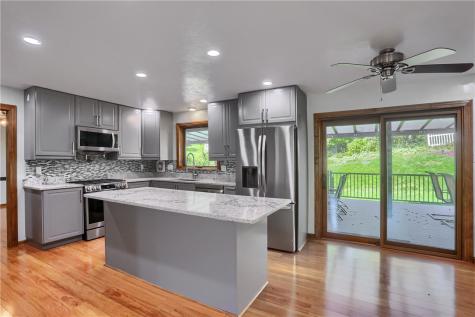 2525 Country Side Lane Franklin Park PA 15090