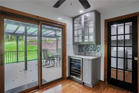 2525 Country Side Lane Franklin Park PA 15090