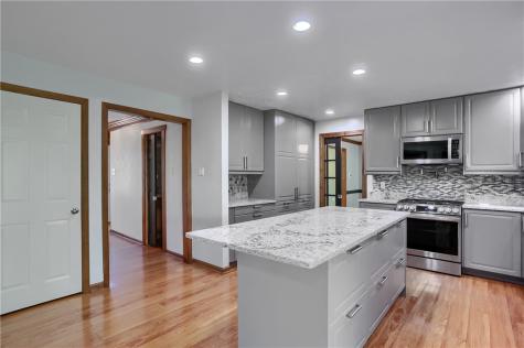 2525 Country Side Lane Franklin Park PA 15090