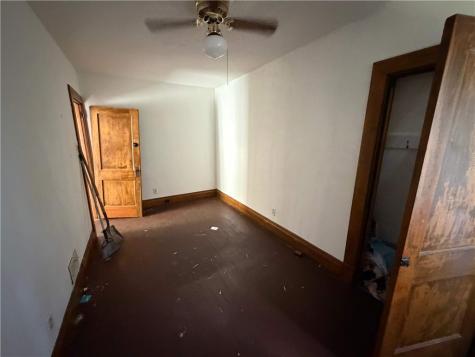 818 Lamont Street Stowe Township PA 15136