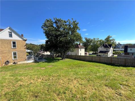 3 Franklin Avenue North Irwin PA 15642