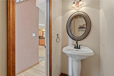 721 Stonebridge Drive North Huntingdon PA 15642