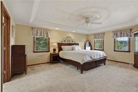 721 Stonebridge Drive North Huntingdon PA 15642