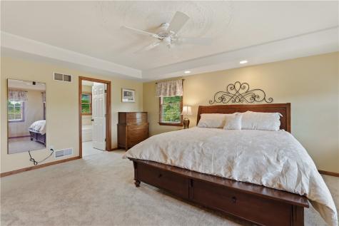 721 Stonebridge Drive North Huntingdon PA 15642