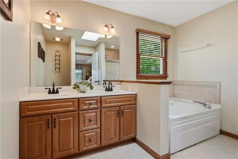 721 Stonebridge Drive North Huntingdon PA 15642