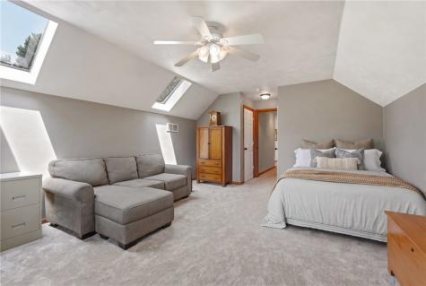 721 Stonebridge Drive North Huntingdon PA 15642