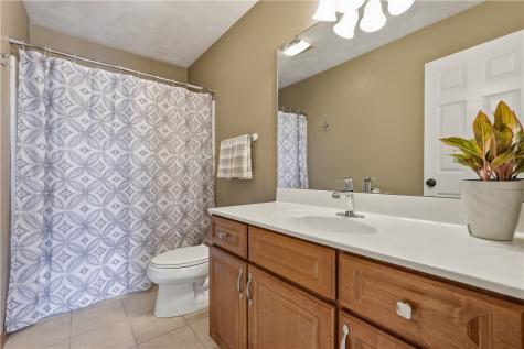 721 Stonebridge Drive North Huntingdon PA 15642