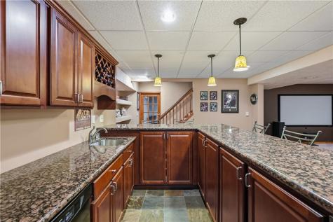 721 Stonebridge Drive North Huntingdon PA 15642