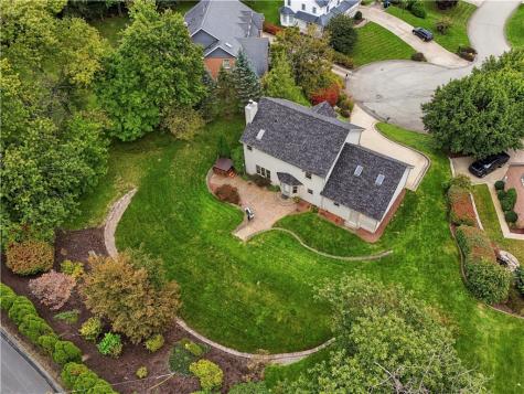 721 Stonebridge Drive North Huntingdon PA 15642