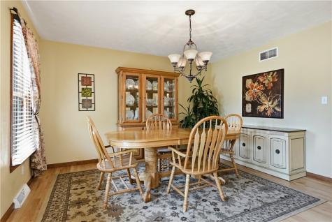 721 Stonebridge Drive North Huntingdon PA 15642