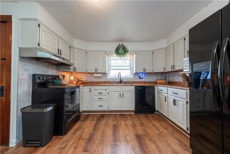 1309 Main Street Burgettstown Boro PA 15021