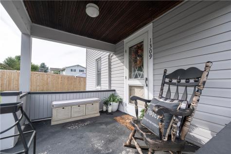 1309 Main Street Burgettstown Boro PA 15021