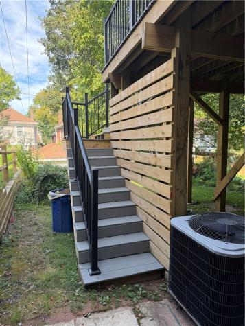 520 Lloyd Street Point Breeze PA 15208