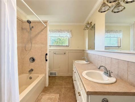 1207 Prospect Street Forward Township PA 15063