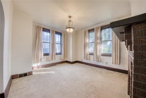 105 W Garden Road Brentwood PA 15227