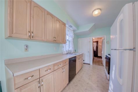 105 W Garden Road Brentwood PA 15227
